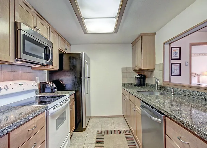 Vs438 And 436h Village Square Apartment *